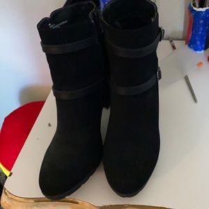 Black dress boots